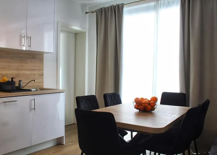 Fabulous Apartment With Spacious Garden